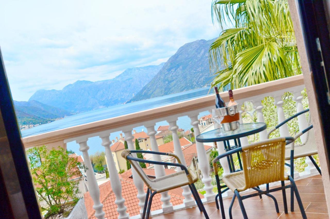 Apartments Blue Lagoon Kotor Exterior foto