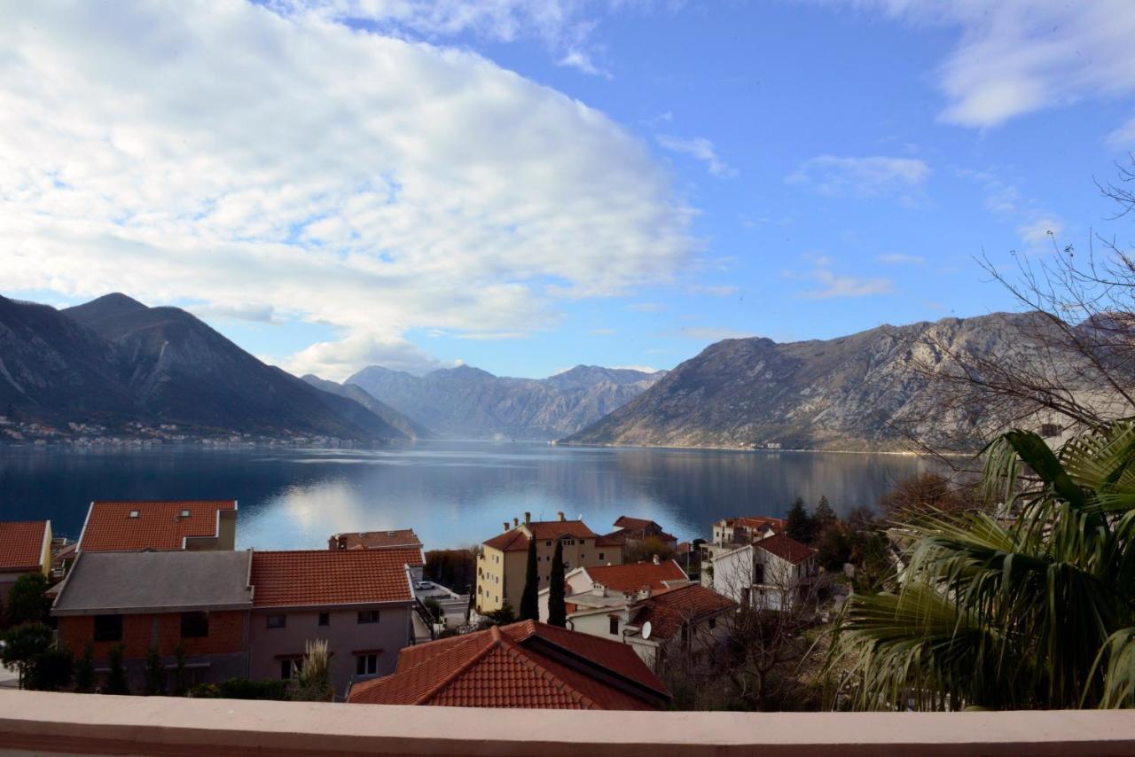 Apartments Blue Lagoon Kotor Exterior foto